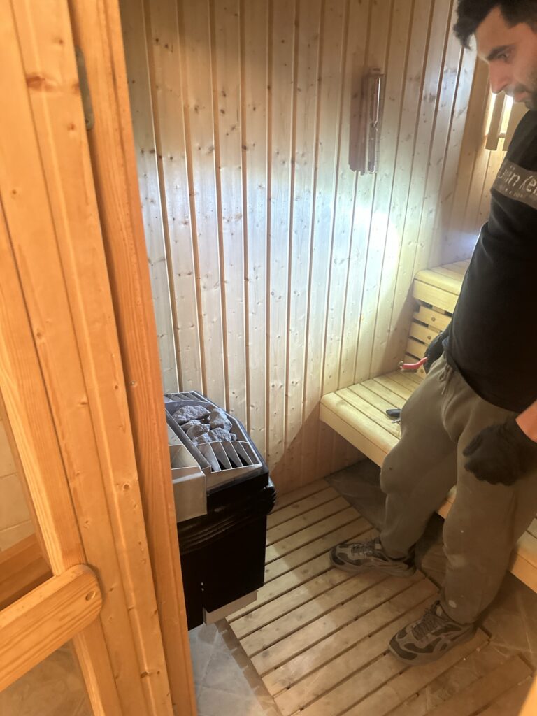 Serwis wanien w pubach i restauracji, Jeżeli masz luksusową wannę, drogą i chcesz specjalistę zamów nasze usługi.