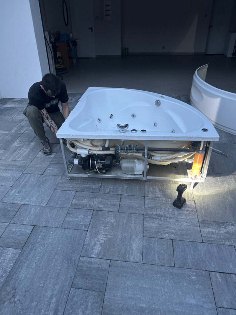 Profesjonalne podejście do jacuzzi to jest to co nasza firma robi cały czas, zamów nasze usługi z dojazdem do klienta.