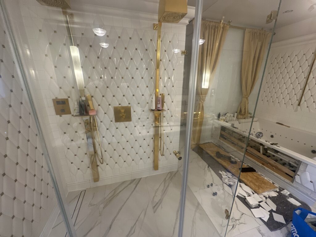 Złote, usługi serwisowe dla najbogatszych Warszawiaków, dzwoń do naszego serwisanta, ogarniamy SPA na Luxury Market.