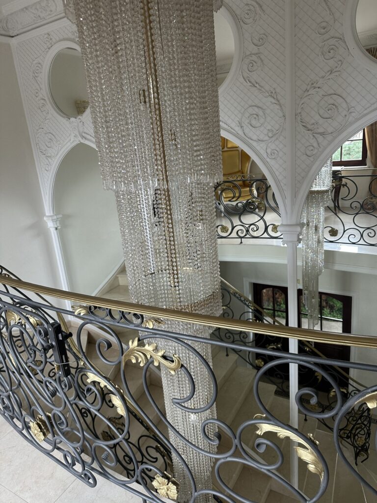 Premium i Luksus - Serwisant do SPA i Jacuzii Warszawa, zamów nasze usługi z dojazdem montaż premium jacuzzi i wanien z hydromasażem.